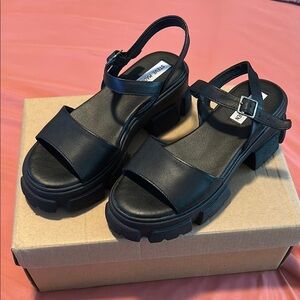 Steve Madden Platform Sandals